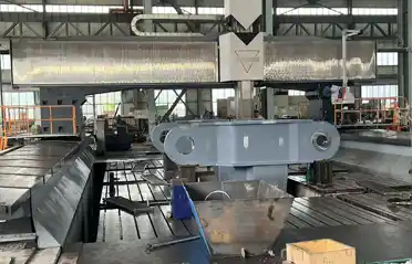 When outsourcing the machining of large-scale lifting arms, how can enterprises select a reliable manufacturer? How does the Tangshan Yuexin Gantry Machining Center balance precision and delivery schedules through customized processes?